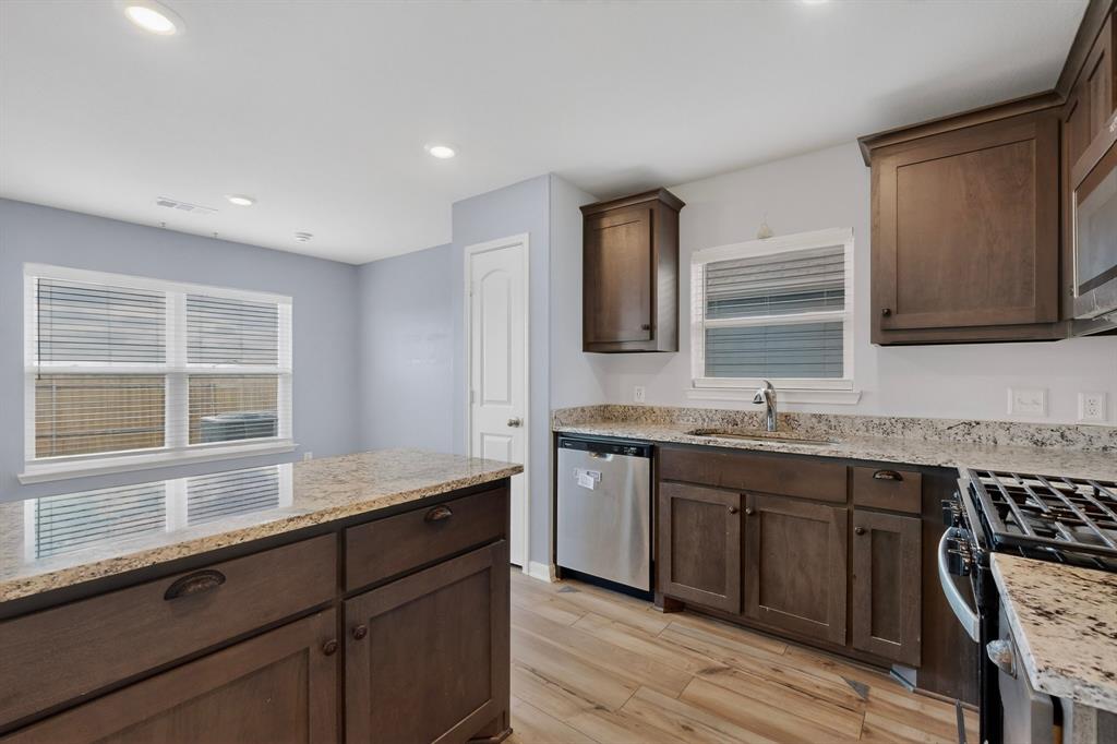 Vista West II - Residential