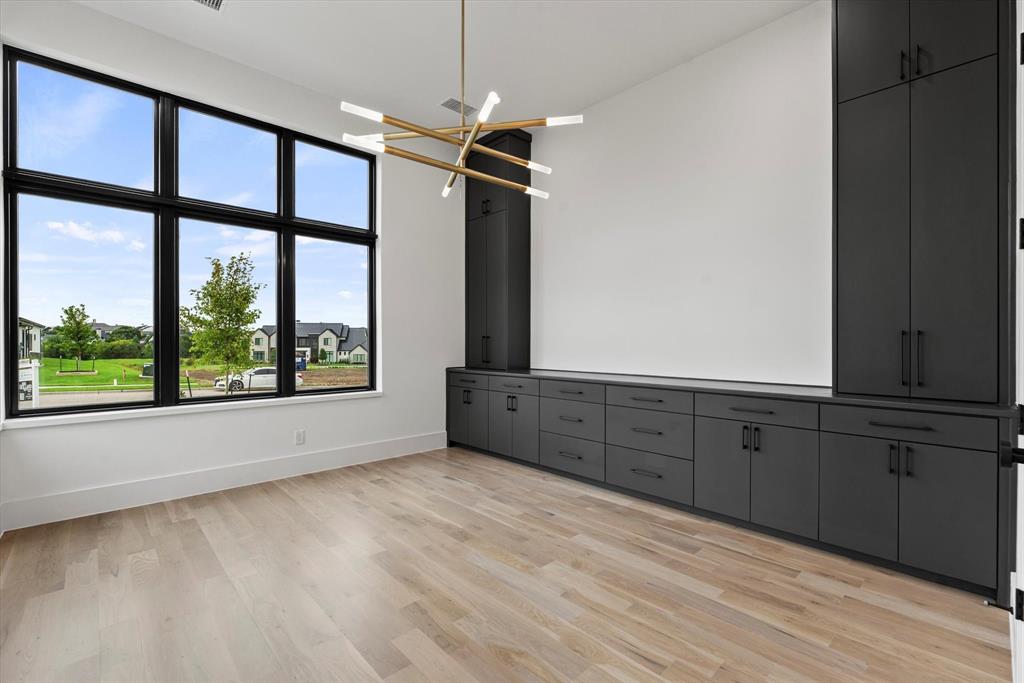 311 Longview Place