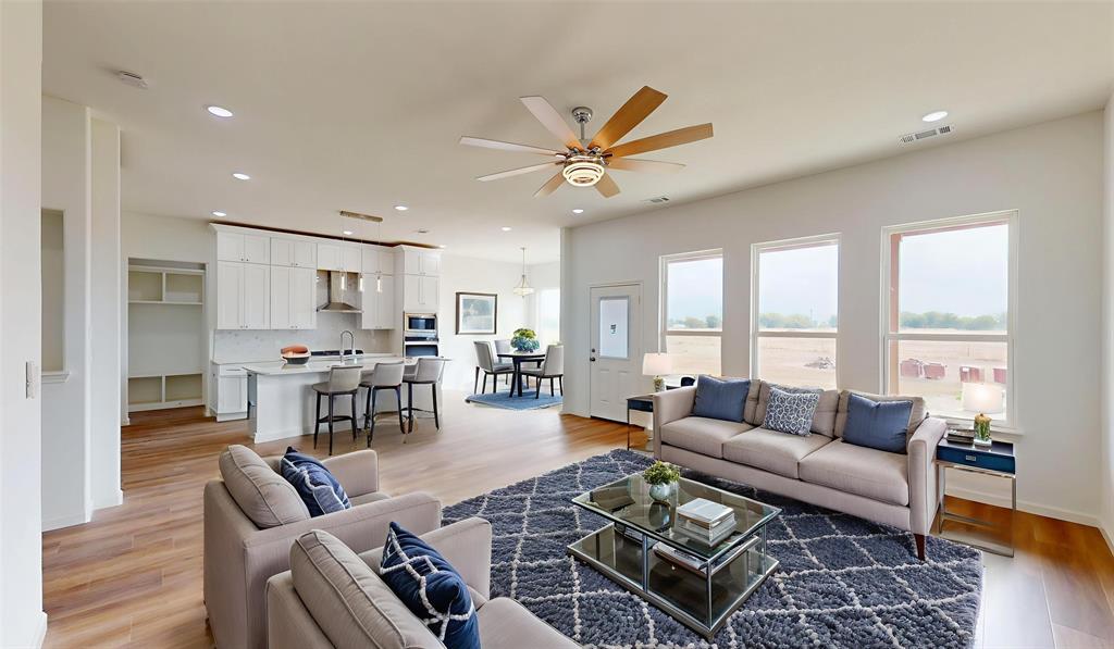 205 Private Road 5440