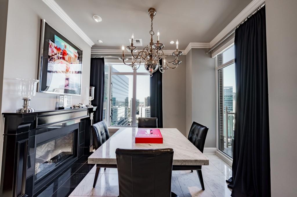 Ritz-Carlton Residences 1 - Residential