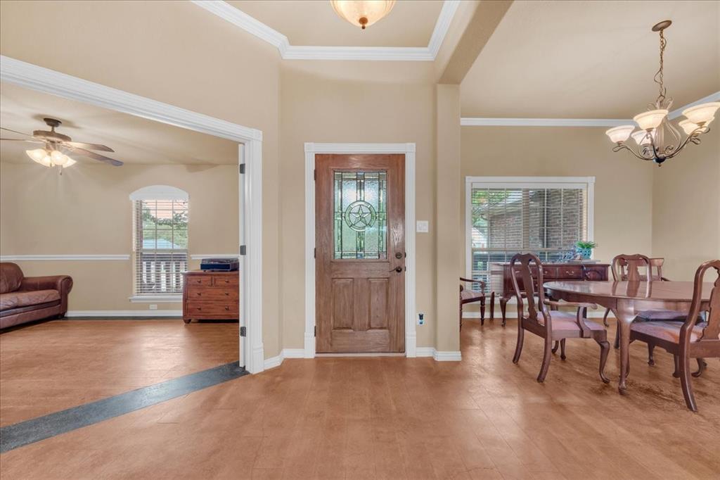 206 Mockingbird Lane