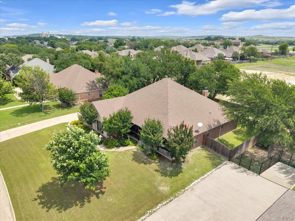 206 Mockingbird Lane