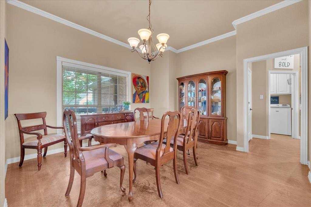 206 Mockingbird Lane