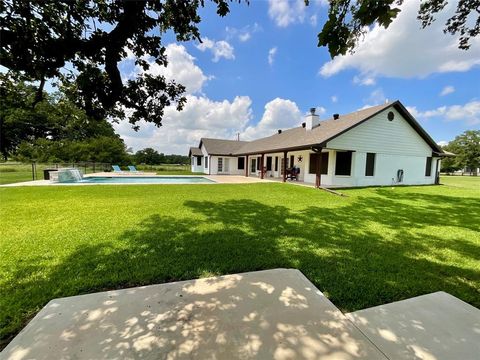 800 N Seven Points Drive Kemp TX 75143