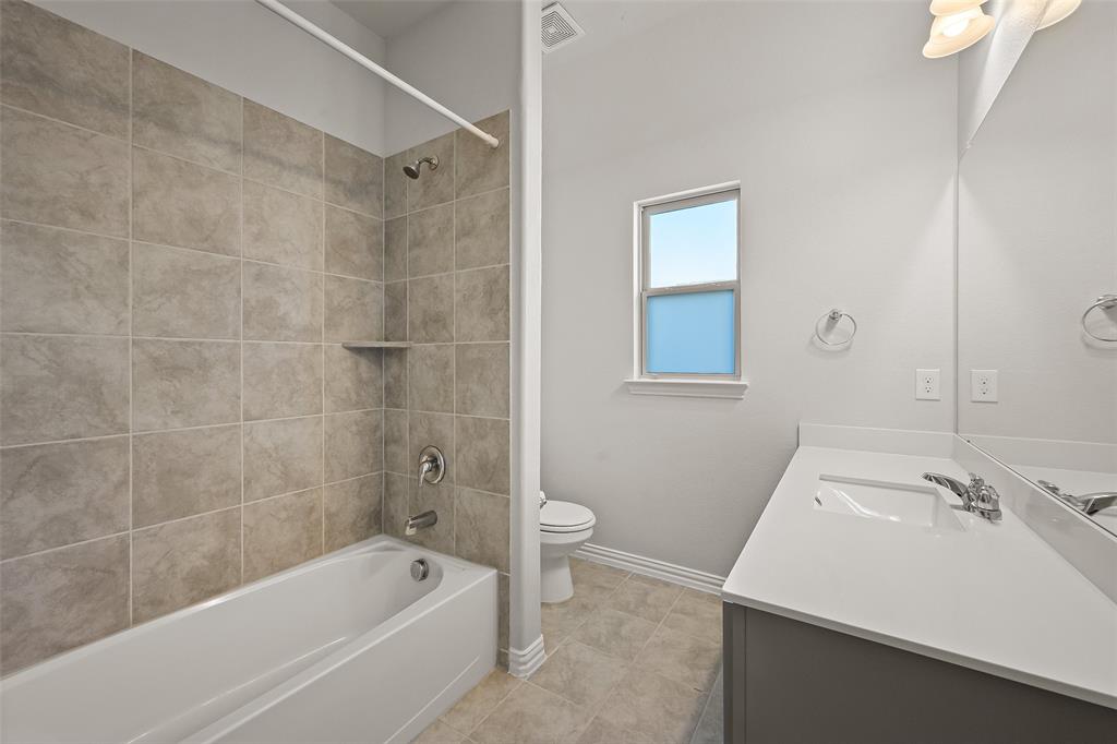 Wellington 4 Ph 1 South Prcl 2 - Residential Lease