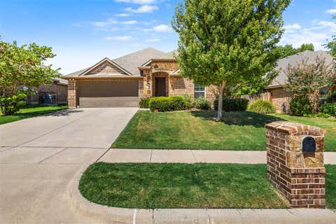 Photo of 913 Abbey Lane, Midlothian, TX 76065 (MLS # 21362332)