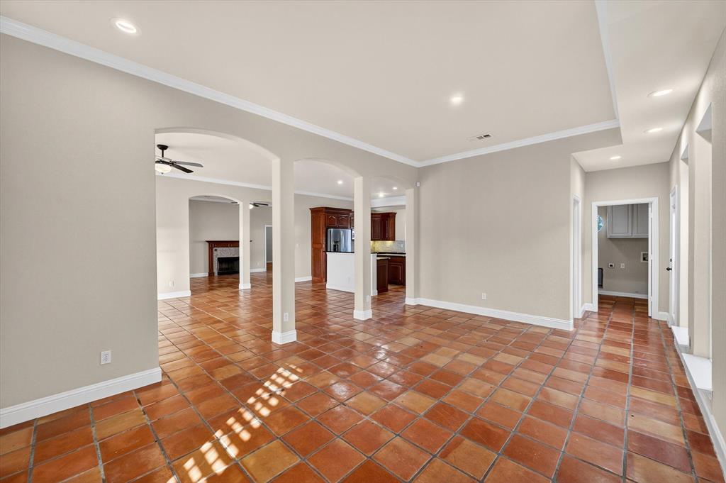 Lindmark Ests-Rev - Residential