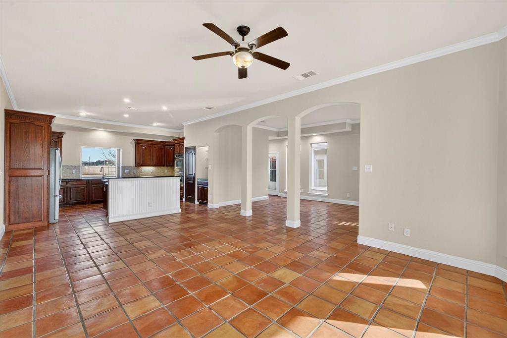 Lindmark Ests-Rev - Residential