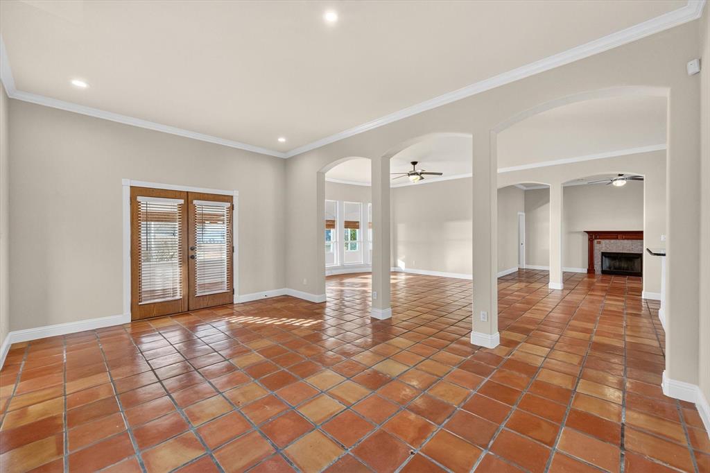 Lindmark Ests-Rev - Residential