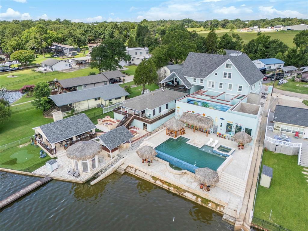 220 Pin Oak Drive