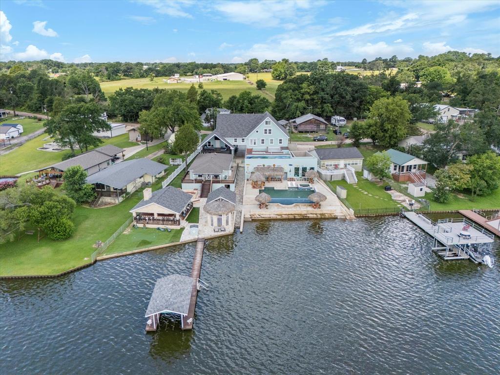 220 Pin Oak Drive