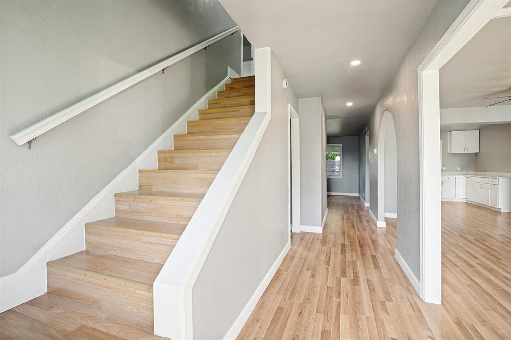 4401 Ivy Drive
