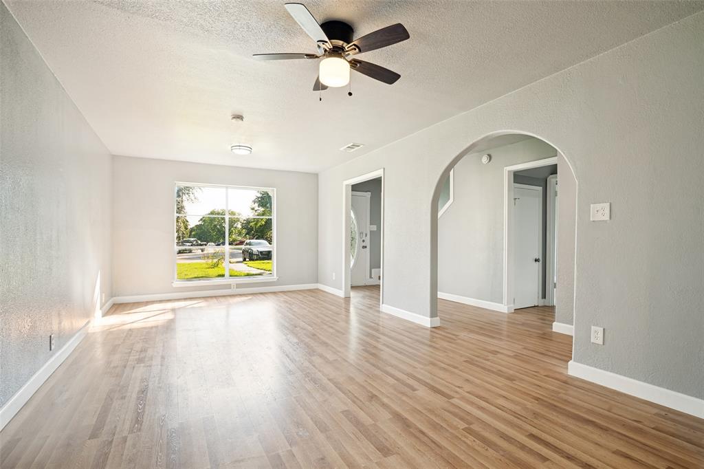 4401 Ivy Drive