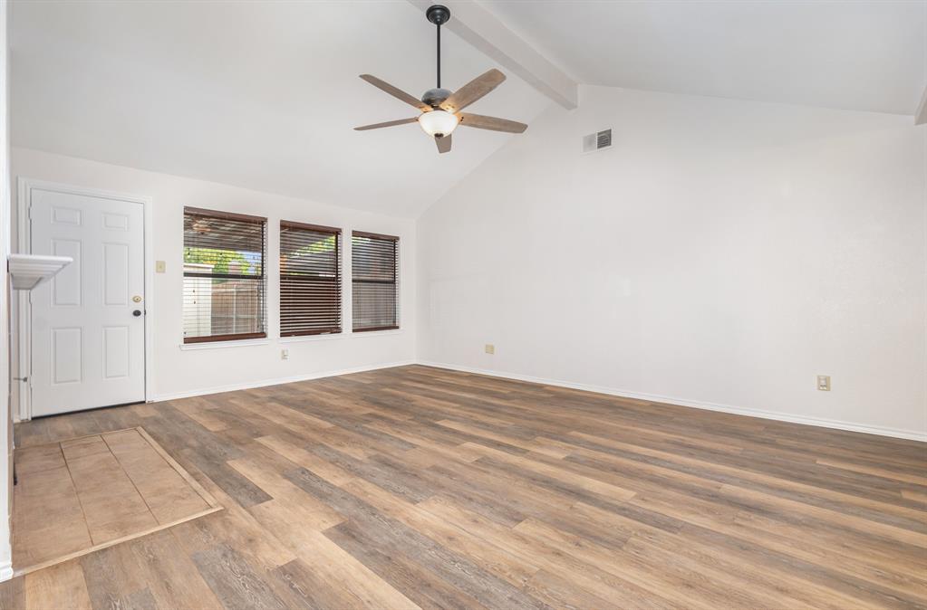 1661 Crosshaven Drive