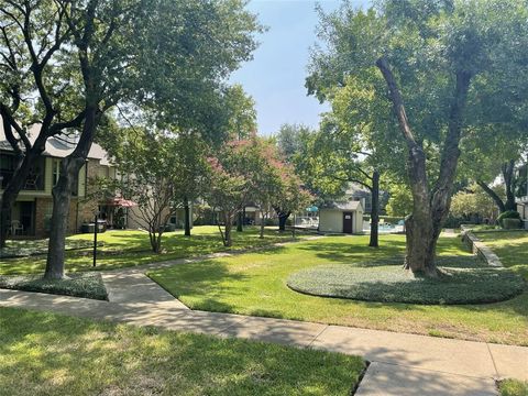 2535 Wedglea Drive 224 Dallas TX 75211