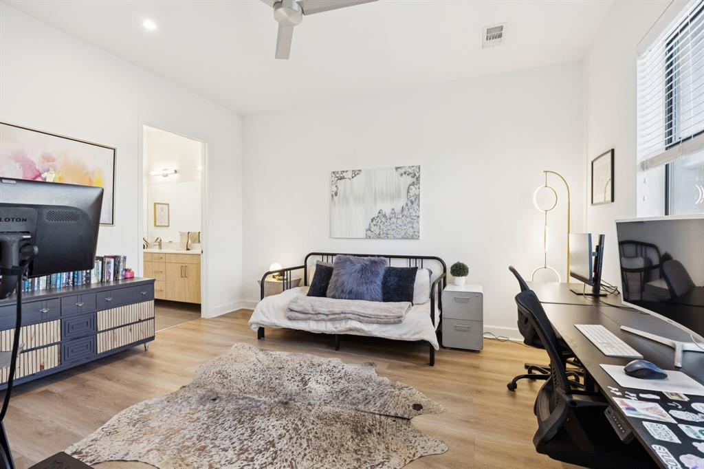 Harwood Point Condos - Residential