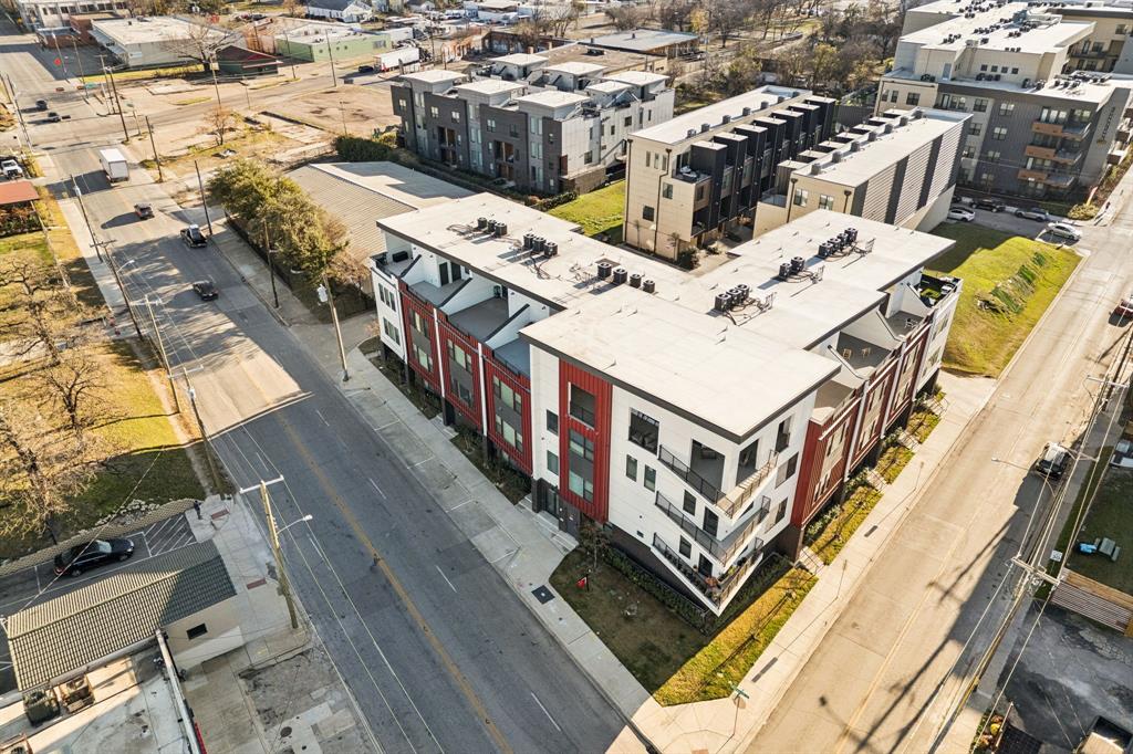 Harwood Point Condos - Residential