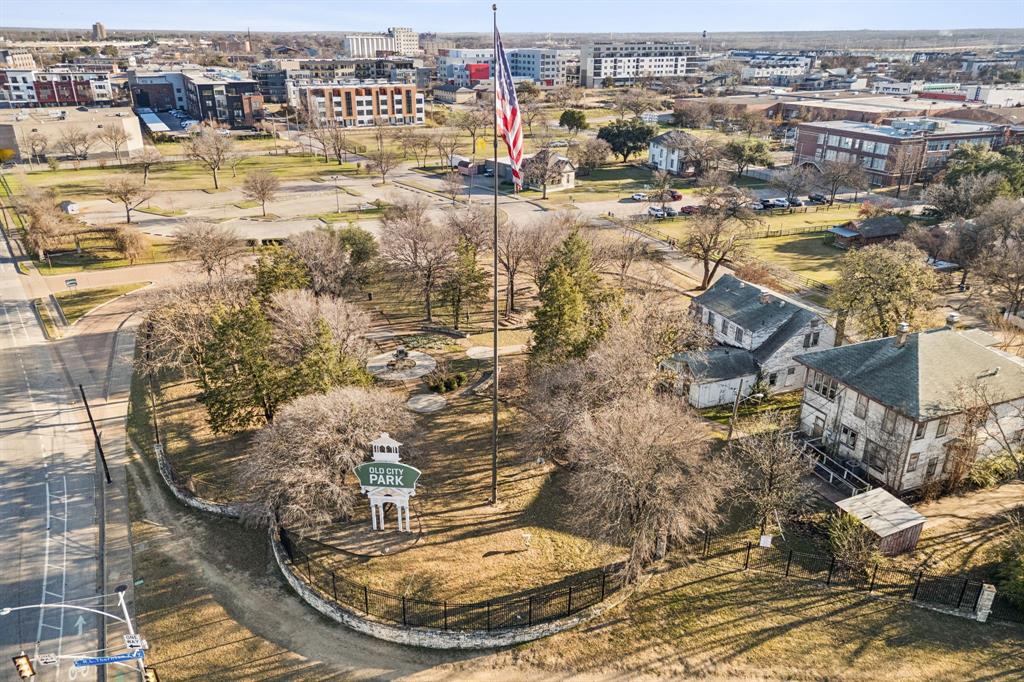 Harwood Point Condos - Residential