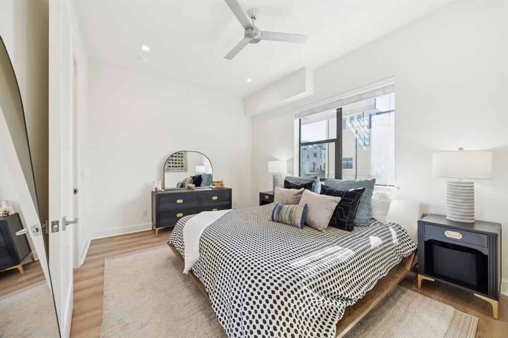 Harwood Point Condos - Residential