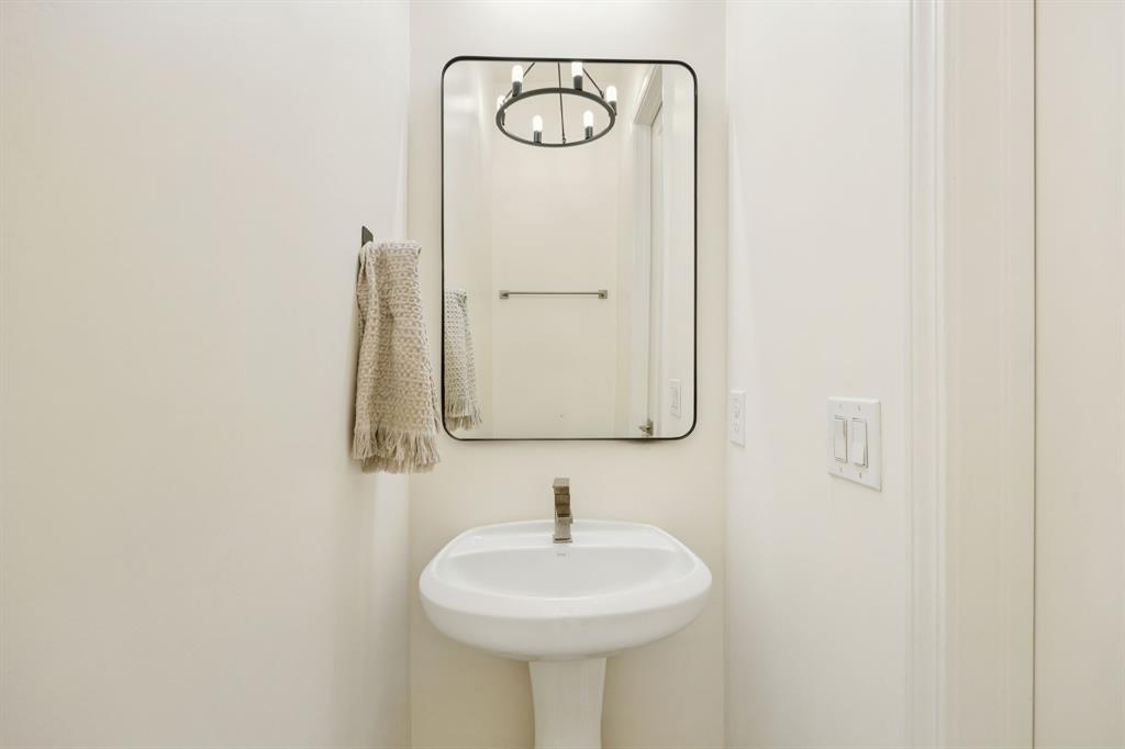 Harwood Point Condos - Residential