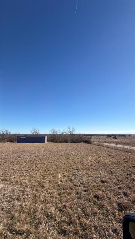 EAGLE'S PERCH - Land