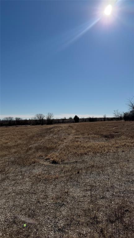 EAGLE'S PERCH - Land