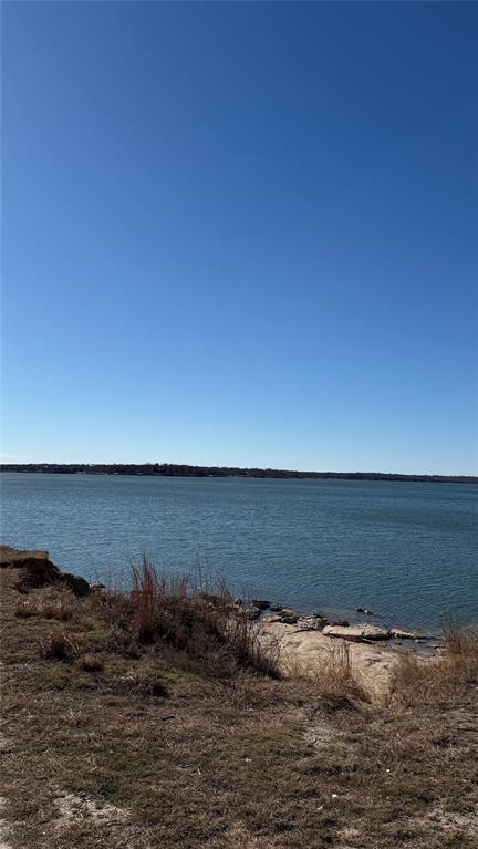 EAGLE'S PERCH - Land