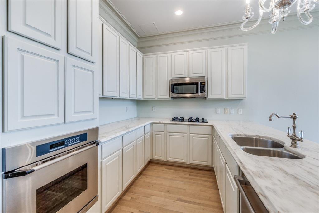 Plaza Turtle Creek Res PH 1 - Residential Lease