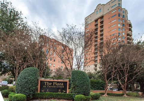 Photo of 3535 Gillespie Street #507, Dallas, TX 75219 (MLS # 21129489)