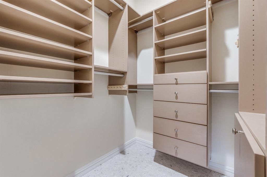 Plaza Turtle Creek Res PH 1 - Residential Lease