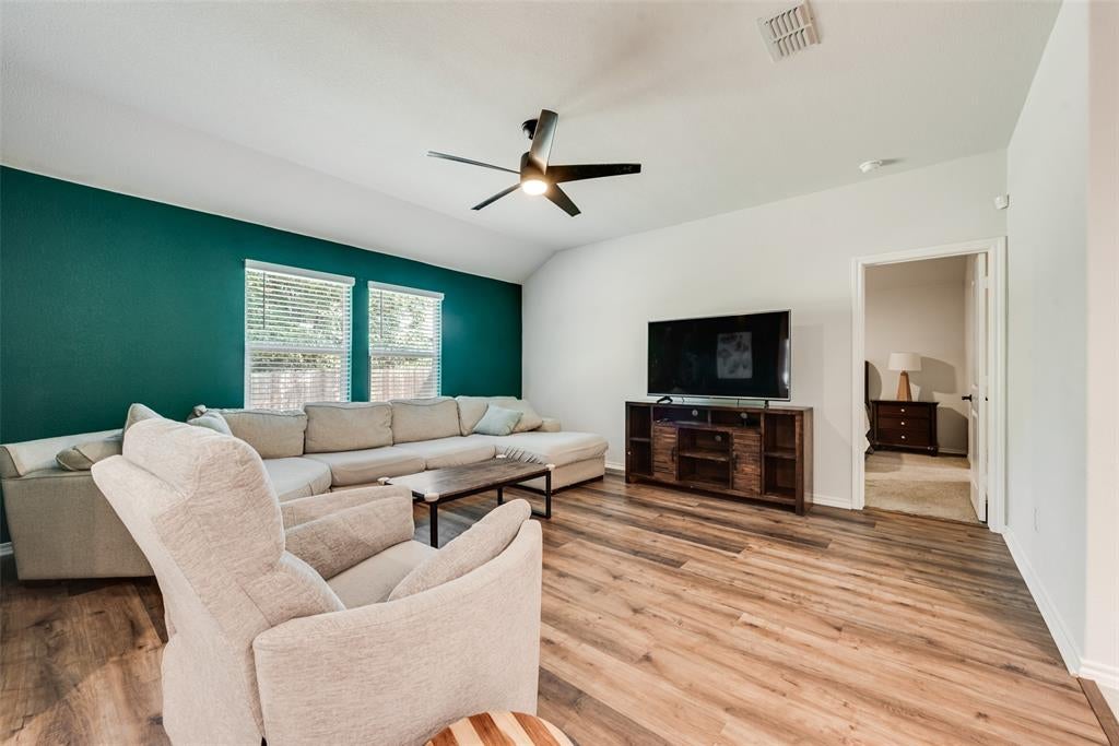 540 Bronze Circle E