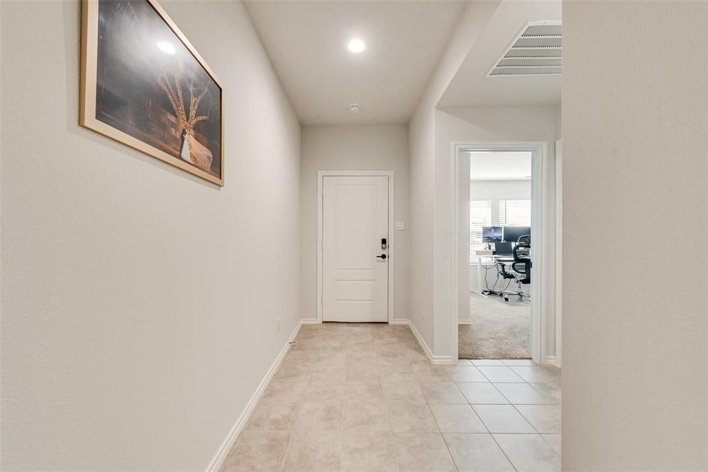 540 Bronze Circle E