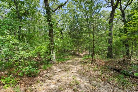 A home in Grand Saline