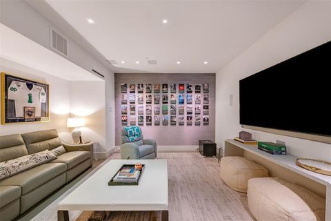 Tiny photo for 6715 Golf Drive, University Park, TX 75205 (MLS # 21052847)