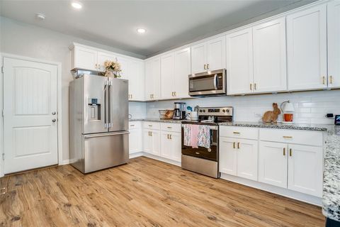 Tiny photo for 2209 Hanover Street, Farmersville, TX 75442 (MLS # 21209861)