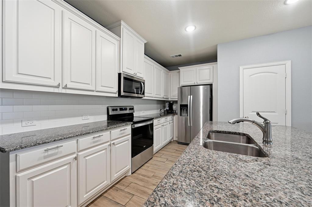 Red Eagle Place - Residential