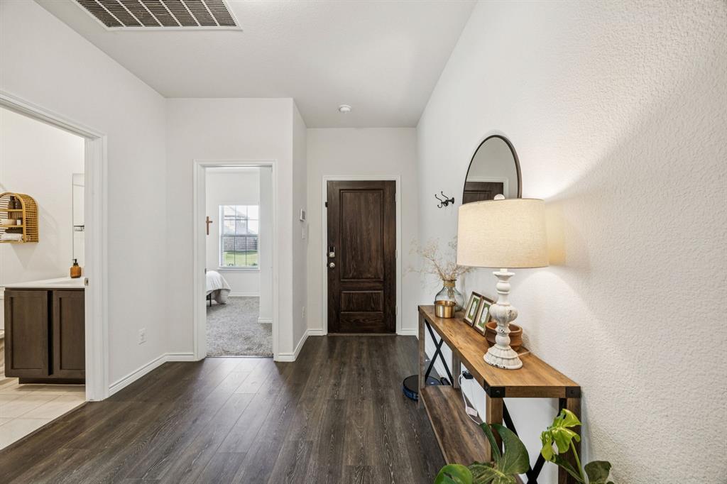 WILLIAMSBURG - Residential