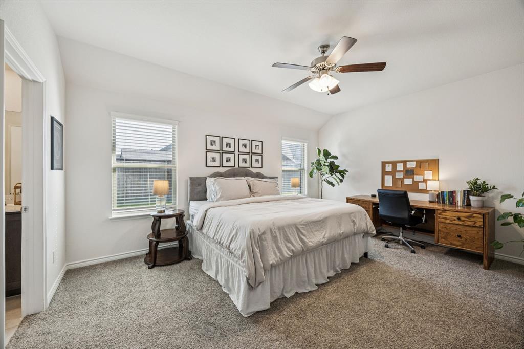 WILLIAMSBURG - Residential