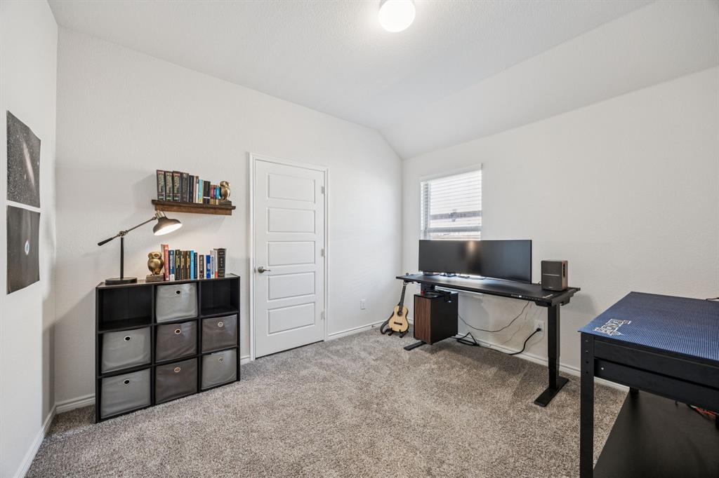 WILLIAMSBURG - Residential