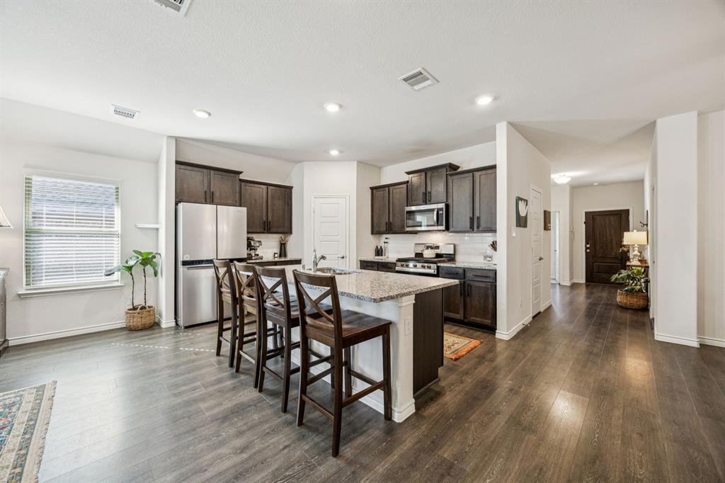 WILLIAMSBURG - Residential