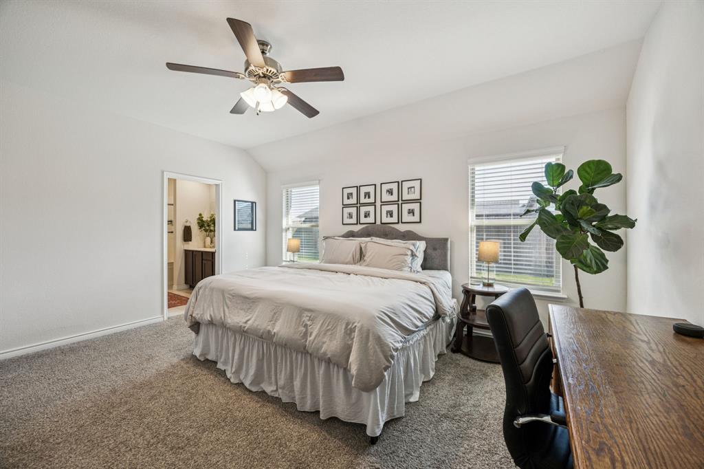 WILLIAMSBURG - Residential