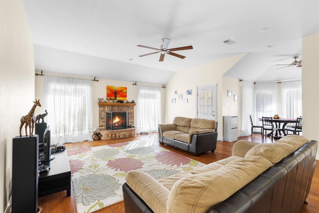 Saddle Hills Estate Ph 01 - Residential