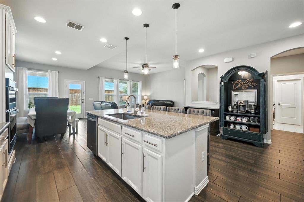 2514 Wallingford Drive