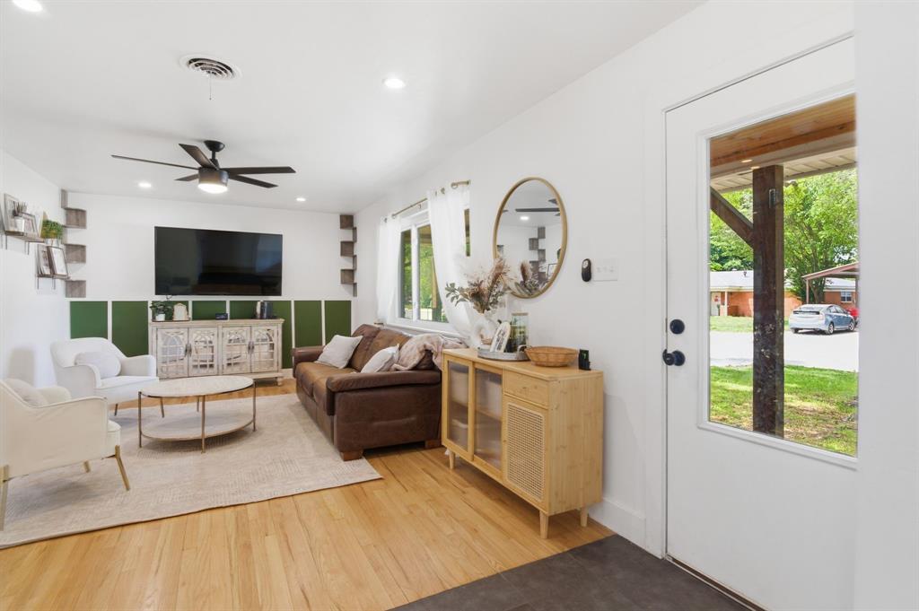 7624 Oxley Drive