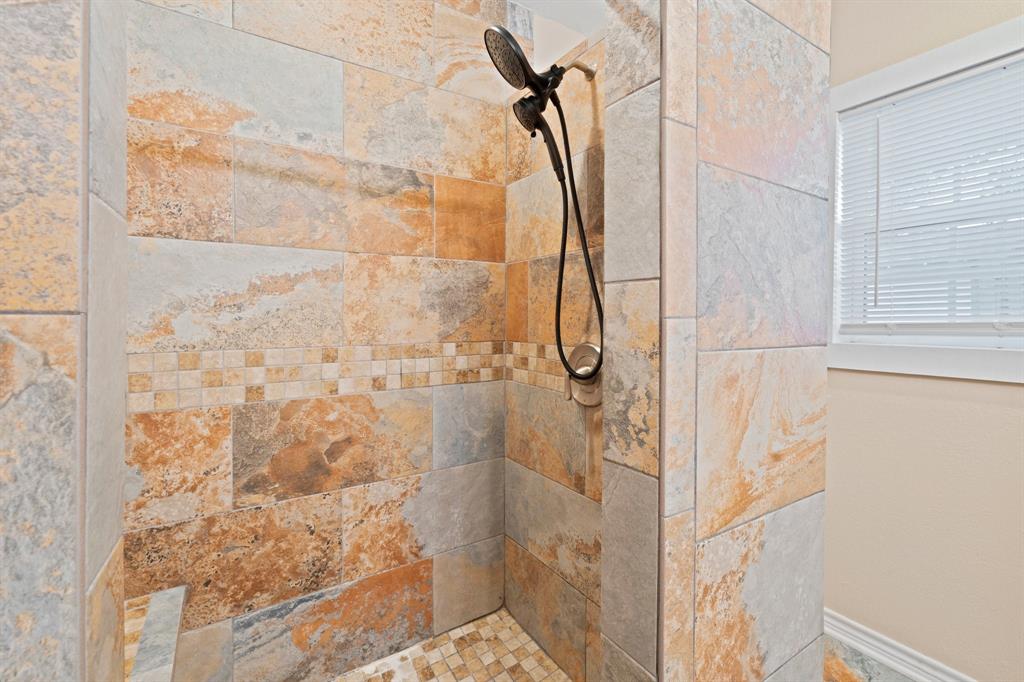 A01366 - Residential