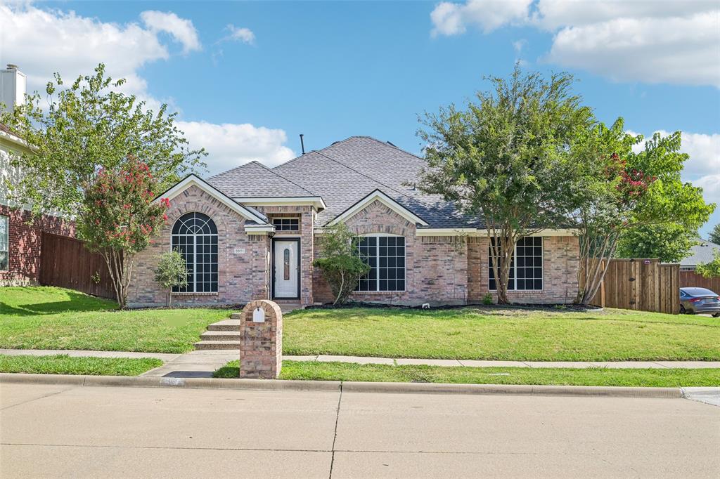 3901 Rolling Hills Drive