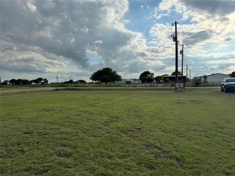 Photo of 18121 Brookfield Drive, Justin, TX 76247 (MLS # 21307252)