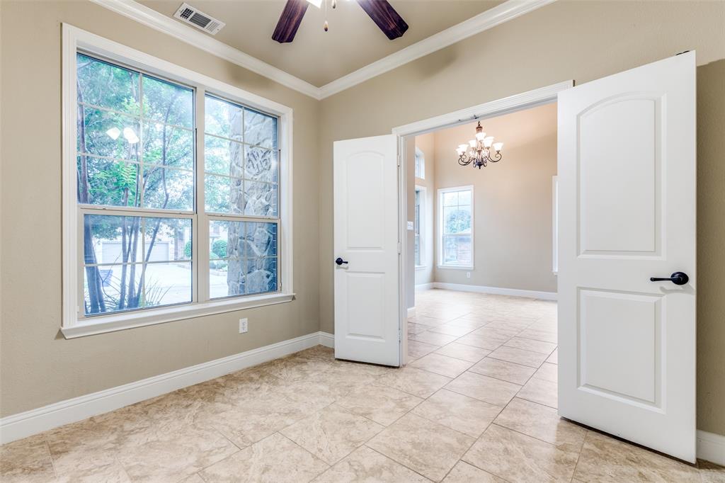 302 Shire Lane