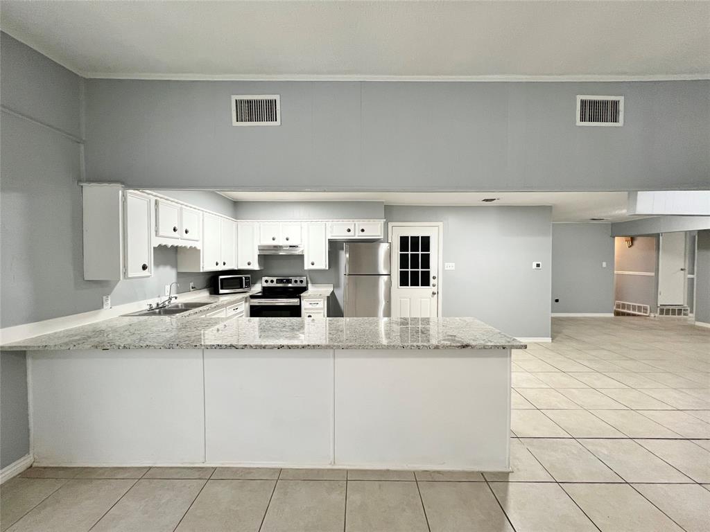 Highland Hills West Add - Residential Lease