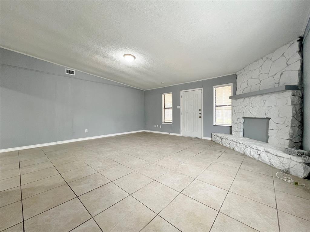 Highland Hills West Add - Residential Lease